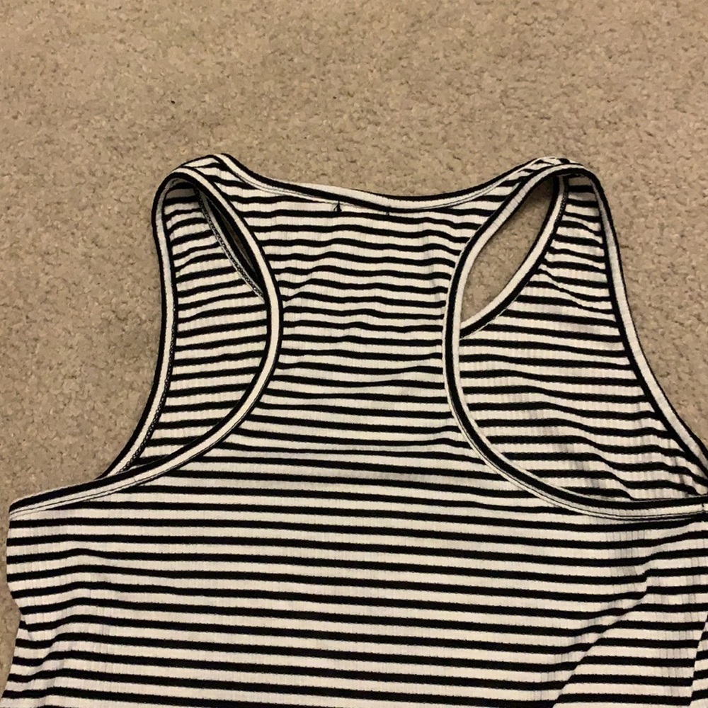 Razorback Tank Top - Picture 4 of 4